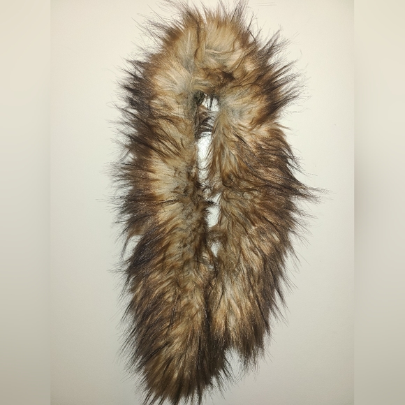 Ivanka Trump parka - Picture 7 of 9